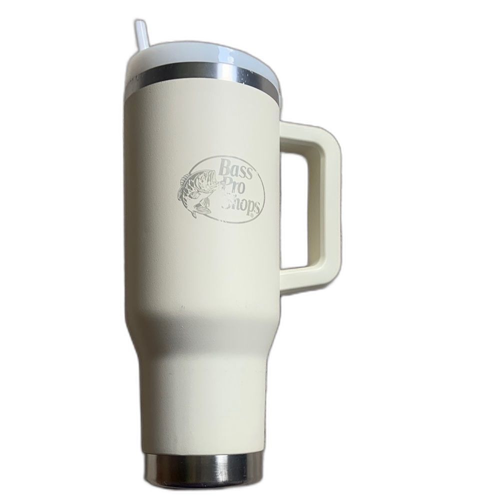 Bass Pro Shops 40-oz. Mug with Slider Lid and Straw Cream Silver Drink Cup